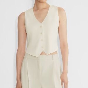 BNWT Aritzia Deniro Vest